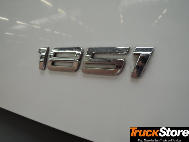 Mercedes-Benz Actros 1851 LS - Tractor head: gambar 2 Mercedes-Benz Actros 1851 LS - Tractor head: gambar 2