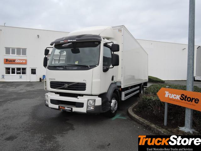Volvo FL - Truk box: gambar 1 Volvo FL - Truk box: gambar 1