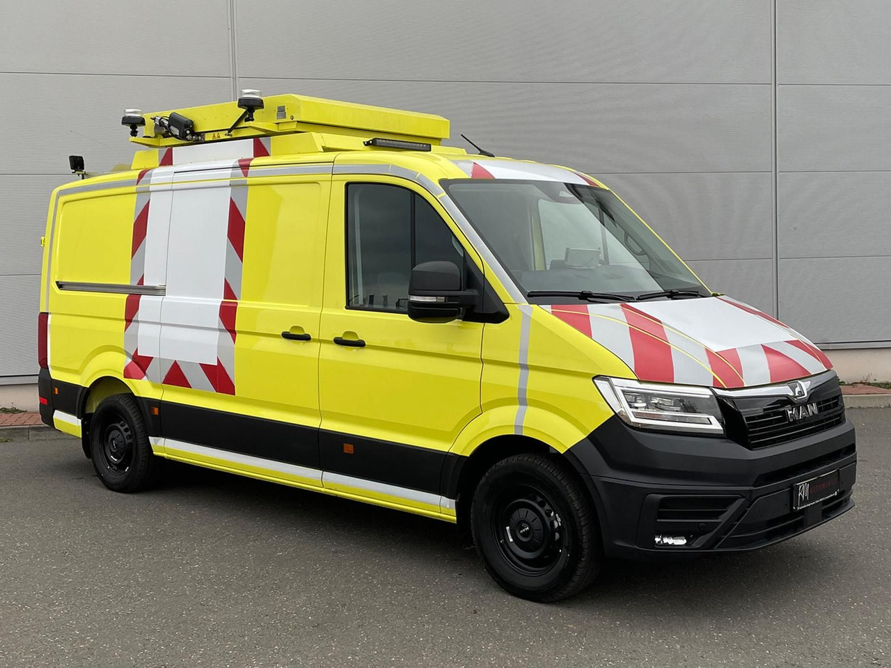 MAN TGE 3.180 L3H2 BF4 BEGLEITFAHRZEUG STANDHZ ACC - Mobil: gambar 2 MAN TGE 3.180 L3H2 BF4 BEGLEITFAHRZEUG STANDHZ ACC - Mobil: gambar 2