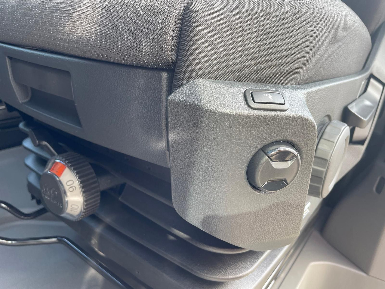 Van panel MAN TGE 3.180 L3H2 Kasten LED NAVI ACC LED STANDHZ: gambar 29