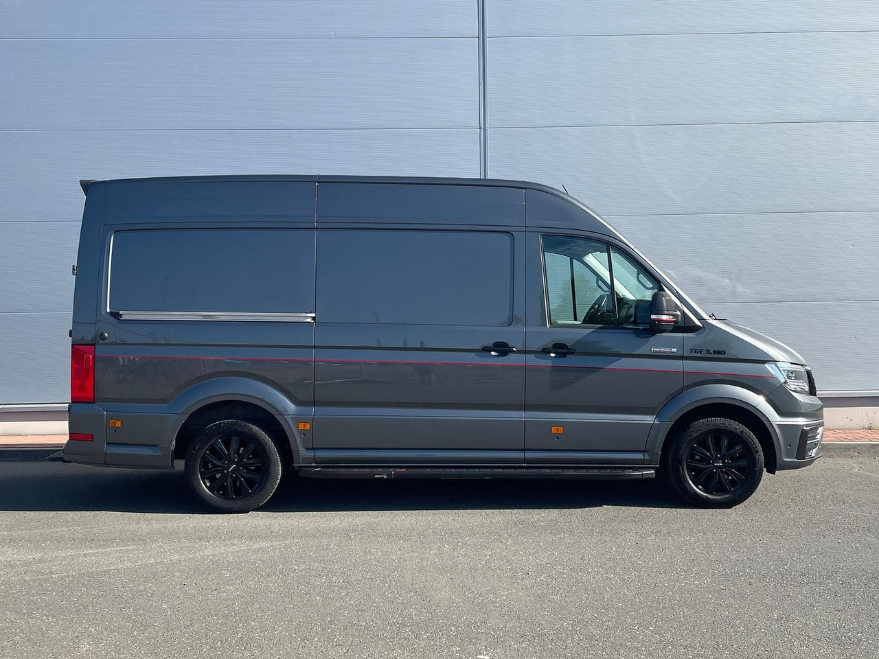 MAN TGE 3.180 L3H3 Kasten 4x4 Individual Lion S ACC - Van panel: gambar 5 MAN TGE 3.180 L3H3 Kasten 4x4 Individual Lion S ACC - Van panel: gambar 5