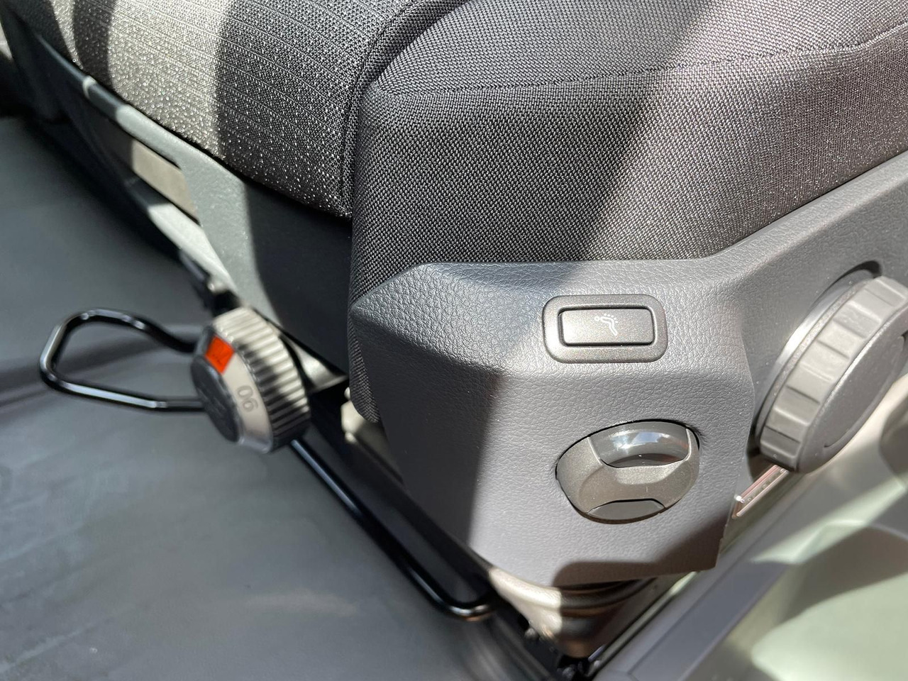 Mobil MAN TGE 3.180 L3H3 Kasten STANDHZ ACC NAVI KAMERA: gambar 26