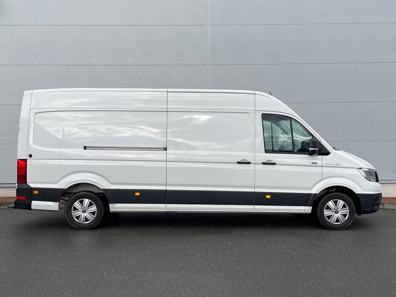 MAN TGE 3.180 L4H3 Kasten 4x4 LED TEMPOMAT DIFF AHK - Van panel: gambar 5 MAN TGE 3.180 L4H3 Kasten 4x4 LED TEMPOMAT DIFF AHK - Van panel: gambar 5