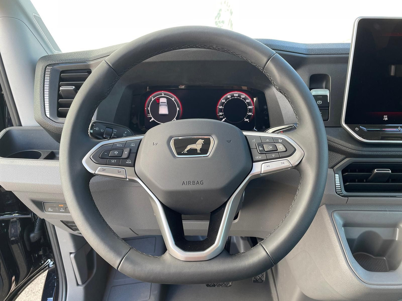 Van flatbed, Van kombi baru MAN TGE 3.180 Pritsche DOKA LR 4x4 ACC LED DIFF-SPER: gambar 14