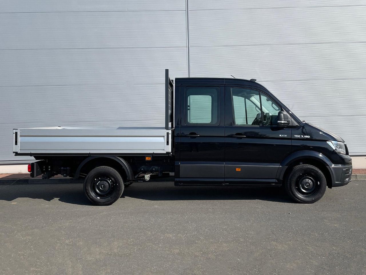 MAN TGE 3.180 Pritsche DOKA MR 4x4 ACC LED DIFF-SPER - Van flatbed, Van kombi: gambar 5 MAN TGE 3.180 Pritsche DOKA MR 4x4 ACC LED DIFF-SPER - Van flatbed, Van kombi: gambar 5
