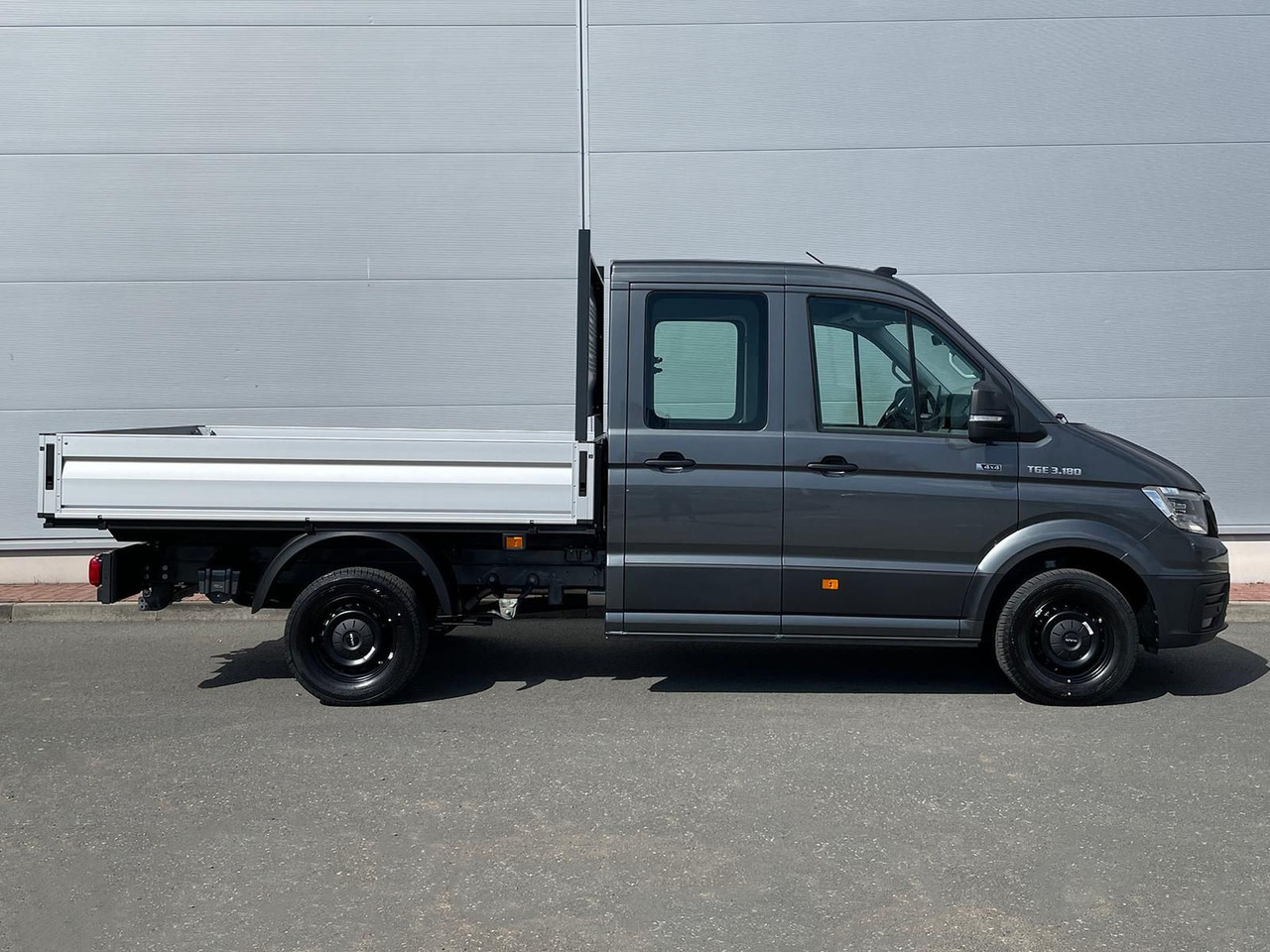 MAN TGE 3.180 Pritsche DOKA MR 4x4 ACC LED DIFF-SPER - Van flatbed, Van kombi: gambar 5 MAN TGE 3.180 Pritsche DOKA MR 4x4 ACC LED DIFF-SPER - Van flatbed, Van kombi: gambar 5