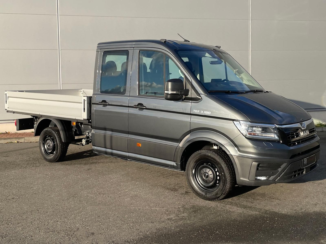 MAN TGE 3.180 Pritsche DOKA MR STANDHZ AHK KAMERA - Van flatbed, Van kombi: gambar 2 MAN TGE 3.180 Pritsche DOKA MR STANDHZ AHK KAMERA - Van flatbed, Van kombi: gambar 2