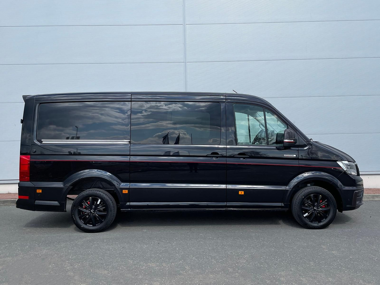 MAN TGE 3.200 L3H2 MIXTO 4x4 Individual S ACC STANDH - Mobil: gambar 5 MAN TGE 3.200 L3H2 MIXTO 4x4 Individual S ACC STANDH - Mobil: gambar 5