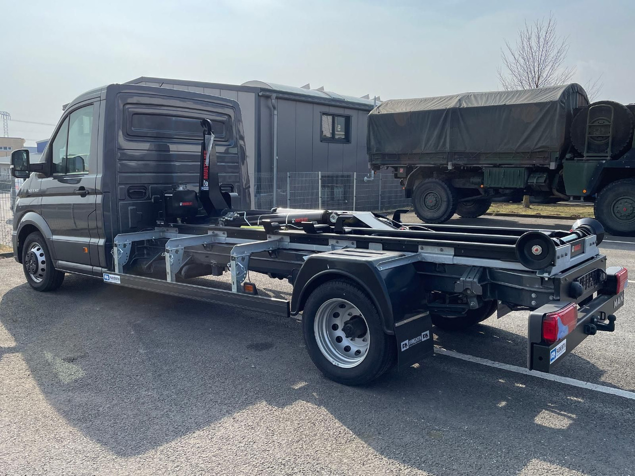 MAN TGE 6.160 Fahrgestell L4 Multilift Abrollkipper - Truk sasis: gambar 5 MAN TGE 6.160 Fahrgestell L4 Multilift Abrollkipper - Truk sasis: gambar 5