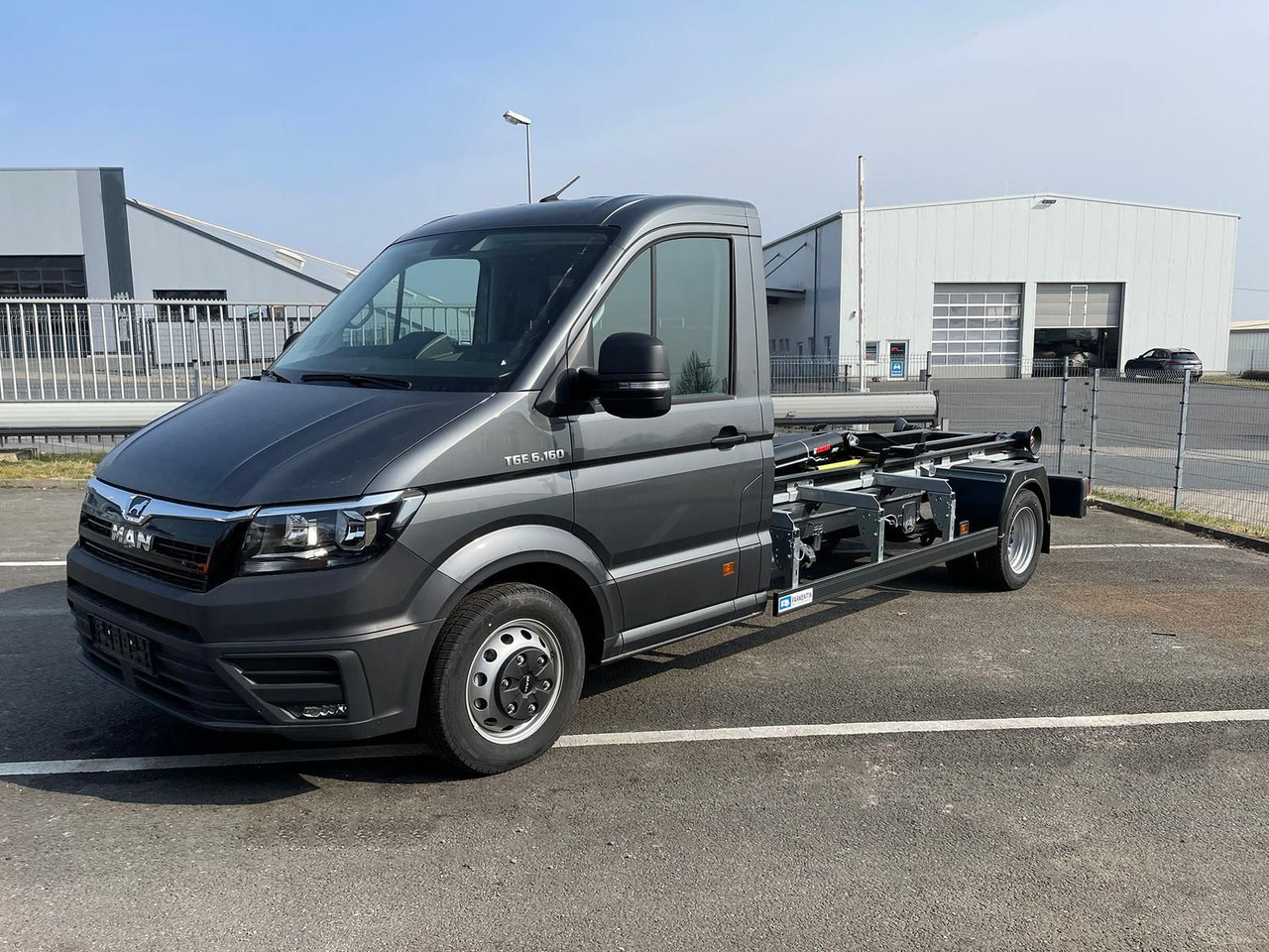 MAN TGE 6.160 Fahrgestell L4 Multilift Abrollkipper - Truk sasis: gambar 1 MAN TGE 6.160 Fahrgestell L4 Multilift Abrollkipper - Truk sasis: gambar 1