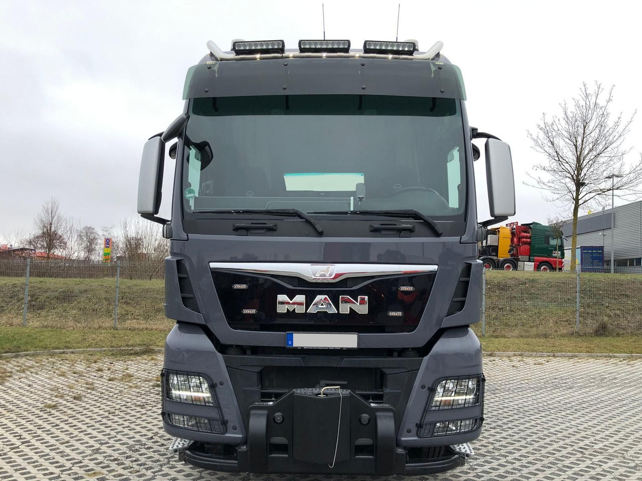 MAN TGX 41.640 8x4 Euro 6,Schwerlast 250t - Tractor head: gambar 3 MAN TGX 41.640 8x4 Euro 6,Schwerlast 250t - Tractor head: gambar 3
