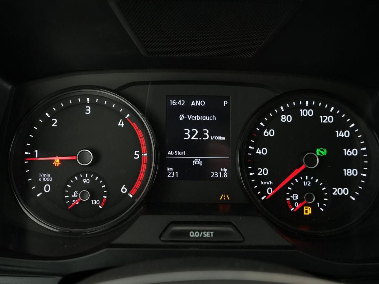 Volkswagen Crafter Kasten 35 L3H3 Autom. NAVI SITZHZ ACC - Van panel: gambar 3 Volkswagen Crafter Kasten 35 L3H3 Autom. NAVI SITZHZ ACC - Van panel: gambar 3