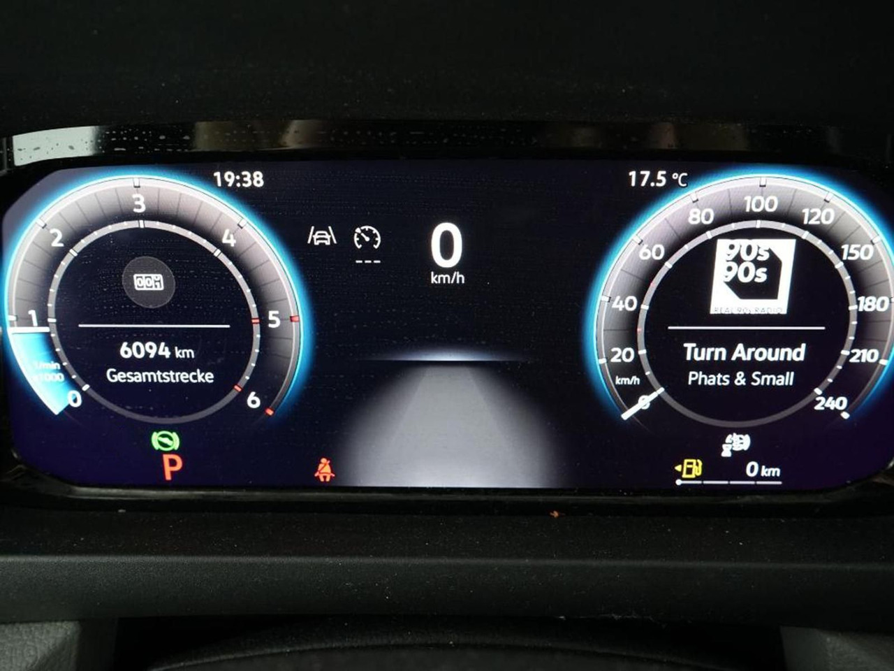 Volkswagen Crafter Kasten 35 L3H3 NAVI KLIMA DAB PDC - Van penumpang: gambar 5 Volkswagen Crafter Kasten 35 L3H3 NAVI KLIMA DAB PDC - Van penumpang: gambar 5