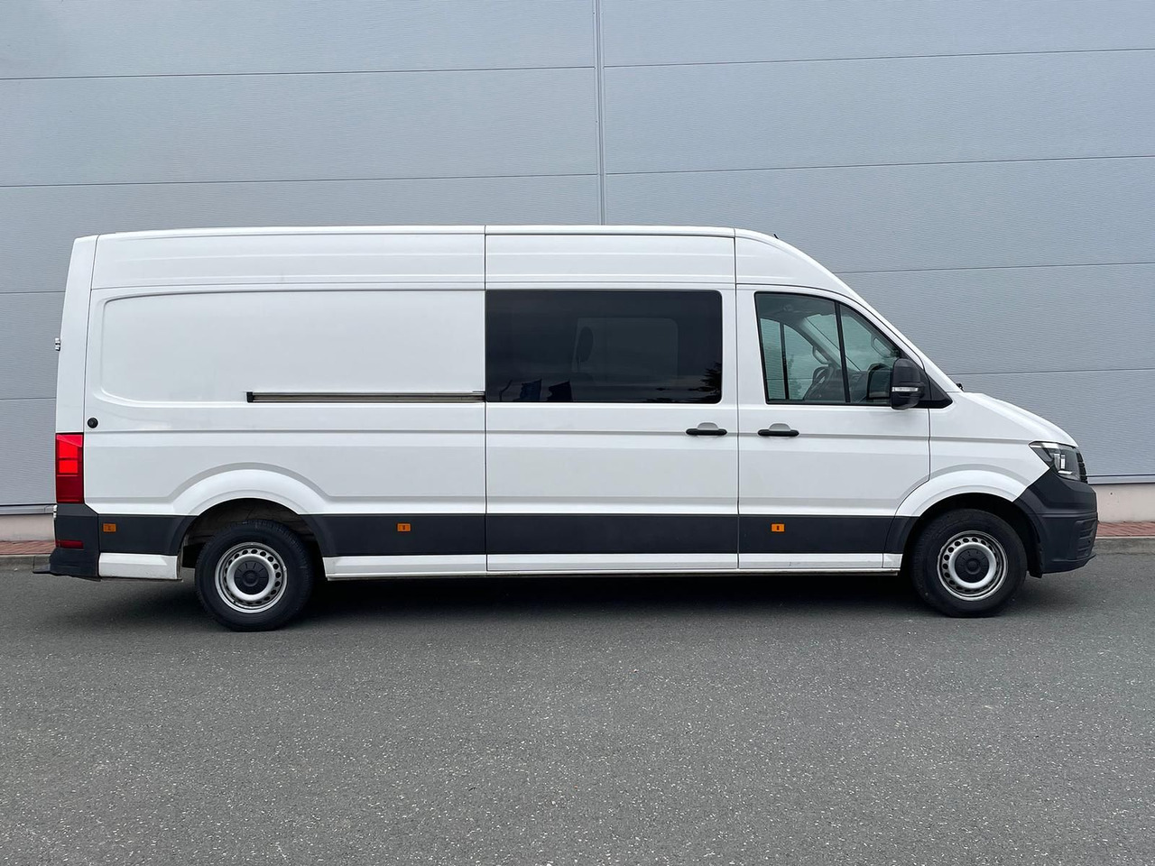 Volkswagen Crafter Kasten 35 L4H3 AHK KLIMA DAB PDC KAMERA - Van penumpang: gambar 5 Volkswagen Crafter Kasten 35 L4H3 AHK KLIMA DAB PDC KAMERA - Van penumpang: gambar 5