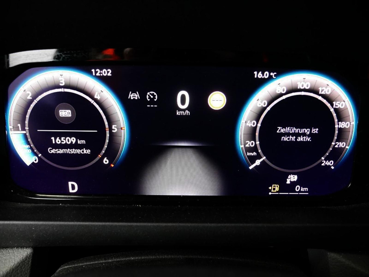 Volkswagen Crafter Kasten 35 L4H3 NAVI DAB KAMERA PDC - Van penumpang: gambar 3 Volkswagen Crafter Kasten 35 L4H3 NAVI DAB KAMERA PDC - Van penumpang: gambar 3