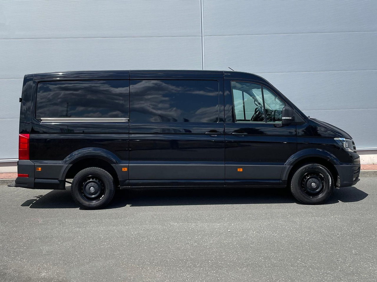 Volkswagen Crafter L3H2 Kasten AHK KAMERA SITZHZ LENKRADHZ - Van panel: gambar 5 Volkswagen Crafter L3H2 Kasten AHK KAMERA SITZHZ LENKRADHZ - Van panel: gambar 5