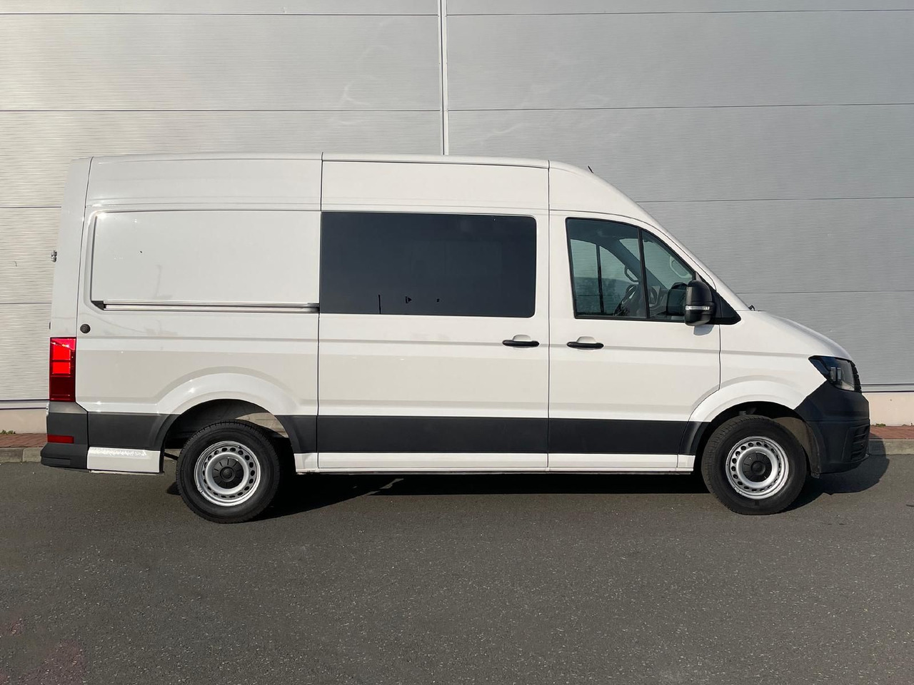Volkswagen Crafter MIXTO 35 L3H3 KAMERA SITZHZ DAB - Van penumpang: gambar 5 Volkswagen Crafter MIXTO 35 L3H3 KAMERA SITZHZ DAB - Van penumpang: gambar 5