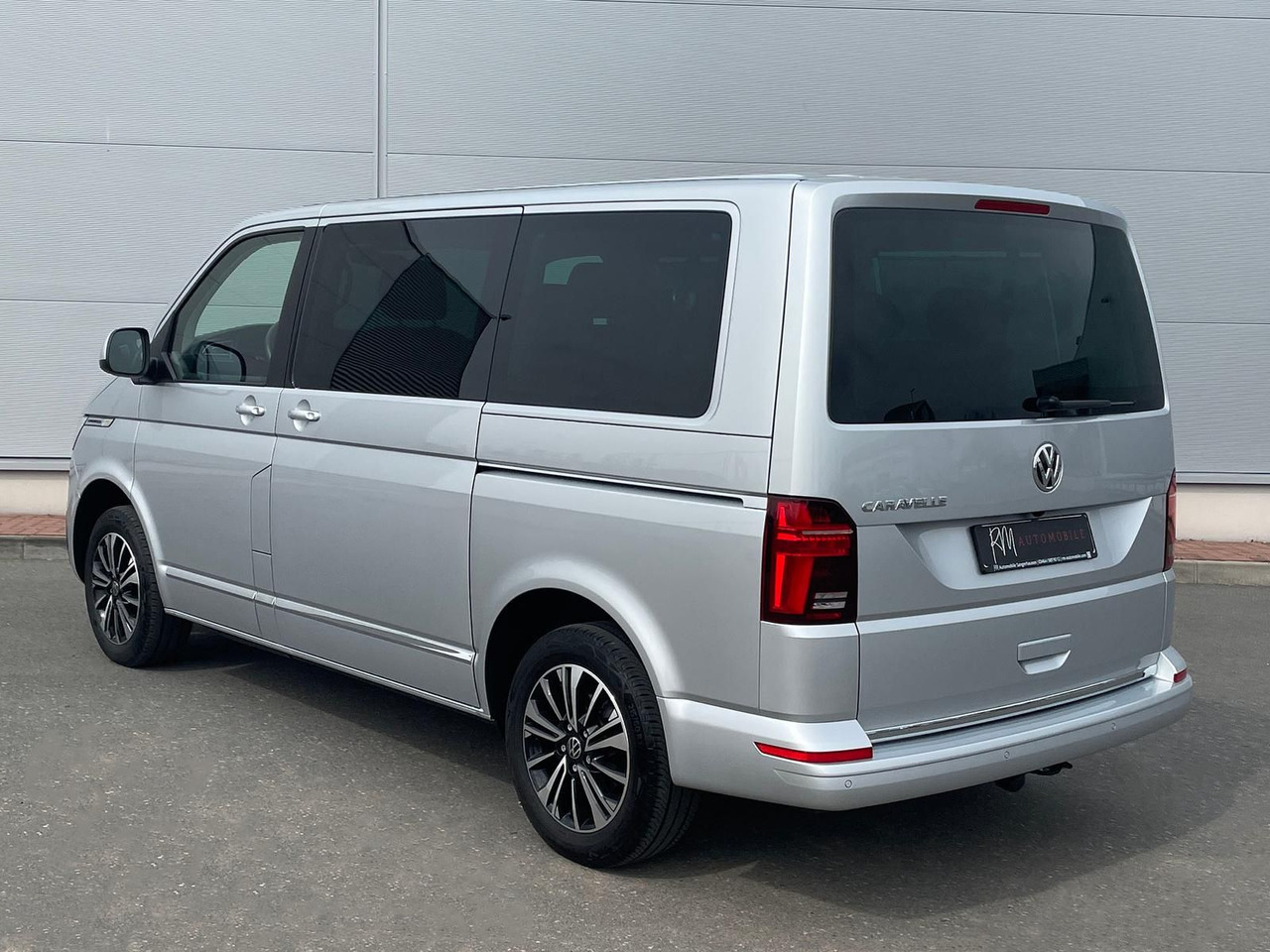 Van penumpang Volkswagen T6.1 Caravelle Highline STANDHZ NAVI LEDER PDC: gambar 8
