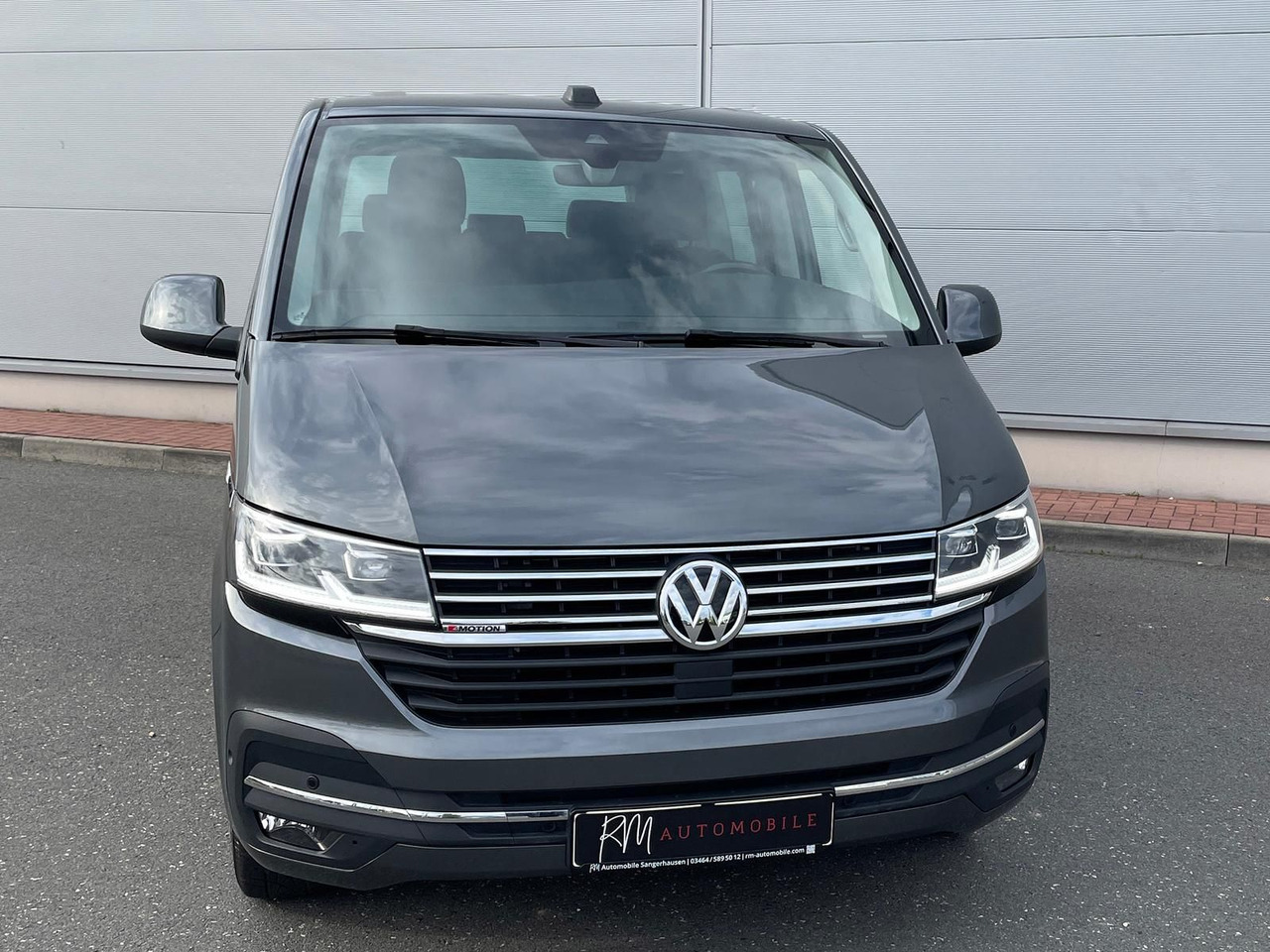 Volkswagen T6.1 Multivan Comfortline 4M ACC KAMERA SITZHZ - Bus mini, Van penumpang: gambar 3 Volkswagen T6.1 Multivan Comfortline 4M ACC KAMERA SITZHZ - Bus mini, Van penumpang: gambar 3