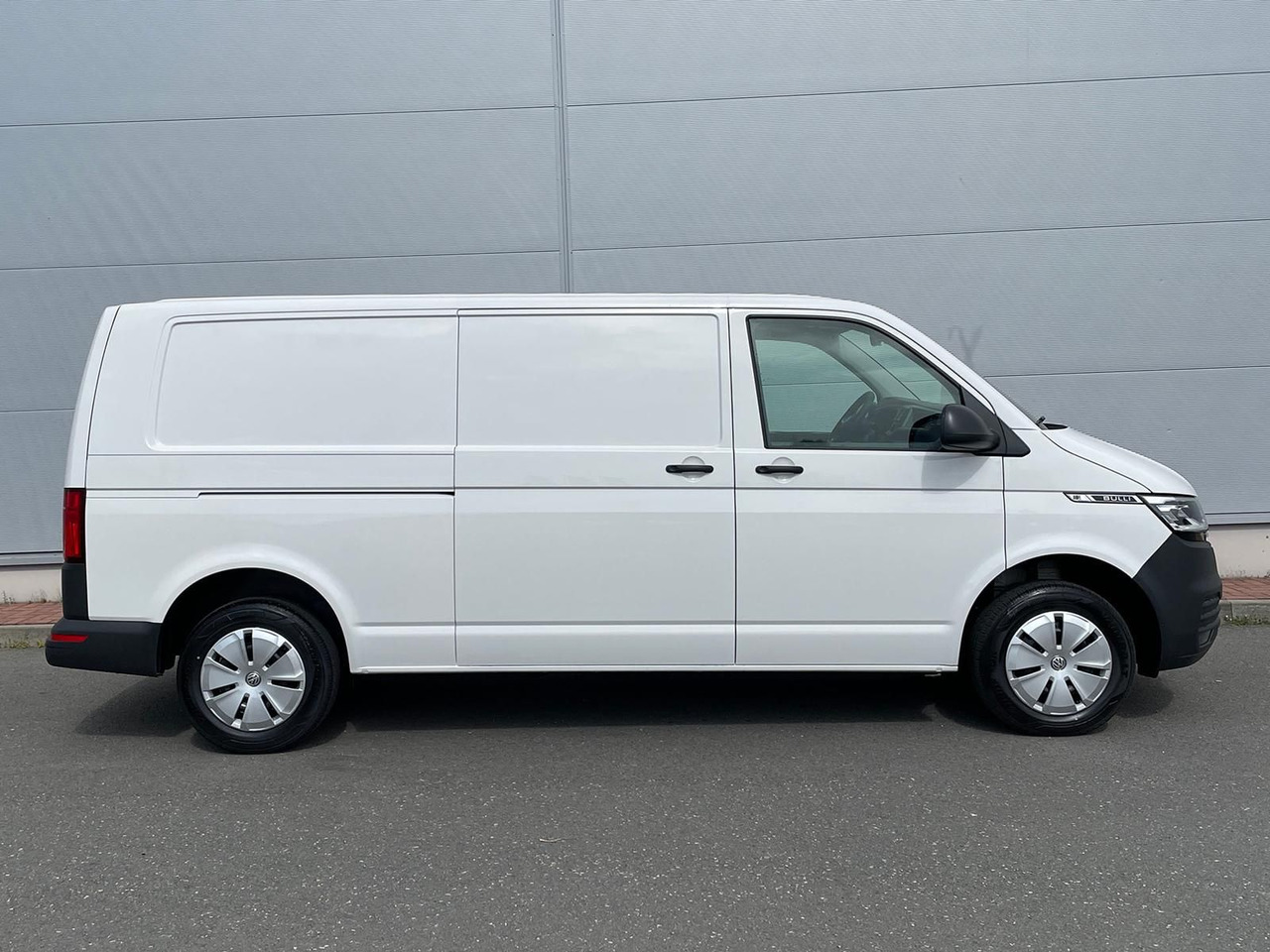 Volkswagen T6.1 Transporter Kasten lang 4M MFL LED TEMPOMAT - Van panel: gambar 5 Volkswagen T6.1 Transporter Kasten lang 4M MFL LED TEMPOMAT - Van panel: gambar 5