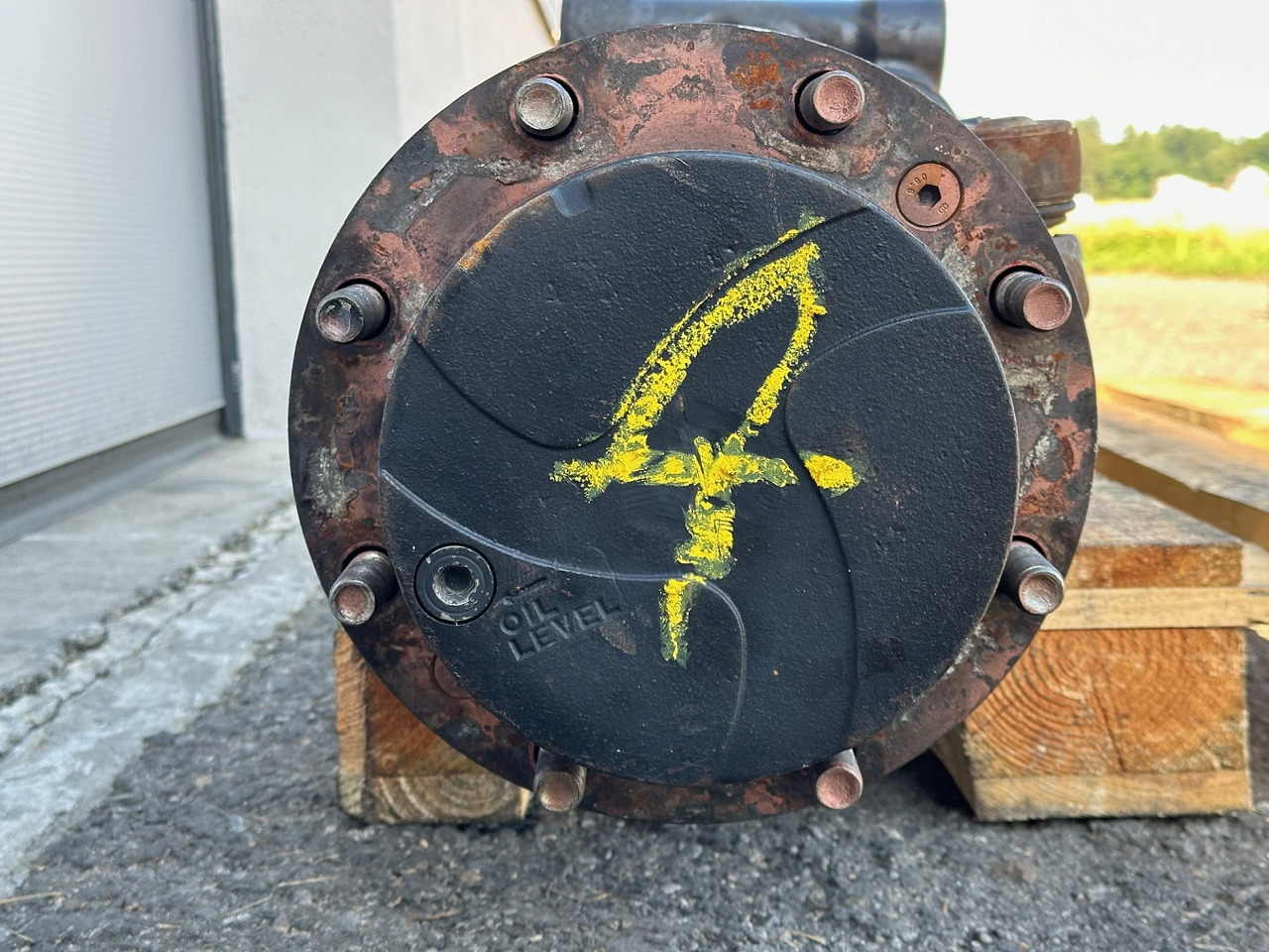 Poros dan bagian untuk Loader konstruksi Dana Spicer Vorderachse-Planetenachse Typ:211/233-004.  Kramer-Nr.1000304468. Ratio:1/13,714  #1000304468.04#: gambar 15