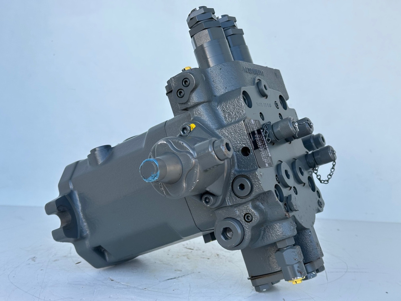 LIEBHERR - LINDE Original Hydromotor Typ:HMF75-02 2560 G 03 mit ID-Nr.10007106. A914 B-LI, A914 LI, A924 B-LI, A924 LI, MG15, MBG12, MG20, MFG10, BG12H #HYX293G00103# - Motor hidrolik untuk Ekskavator roda: gambar 4 LIEBHERR - LINDE Original Hydromotor Typ:HMF75-02 2560 G 03 mit ID-Nr.10007106. A914 B-LI, A914 LI, A924 B-LI, A924 LI, MG15, MBG12, MG20, MFG10, BG12H #HYX293G00103# - Motor hidrolik untuk Ekskavator roda: gambar 4