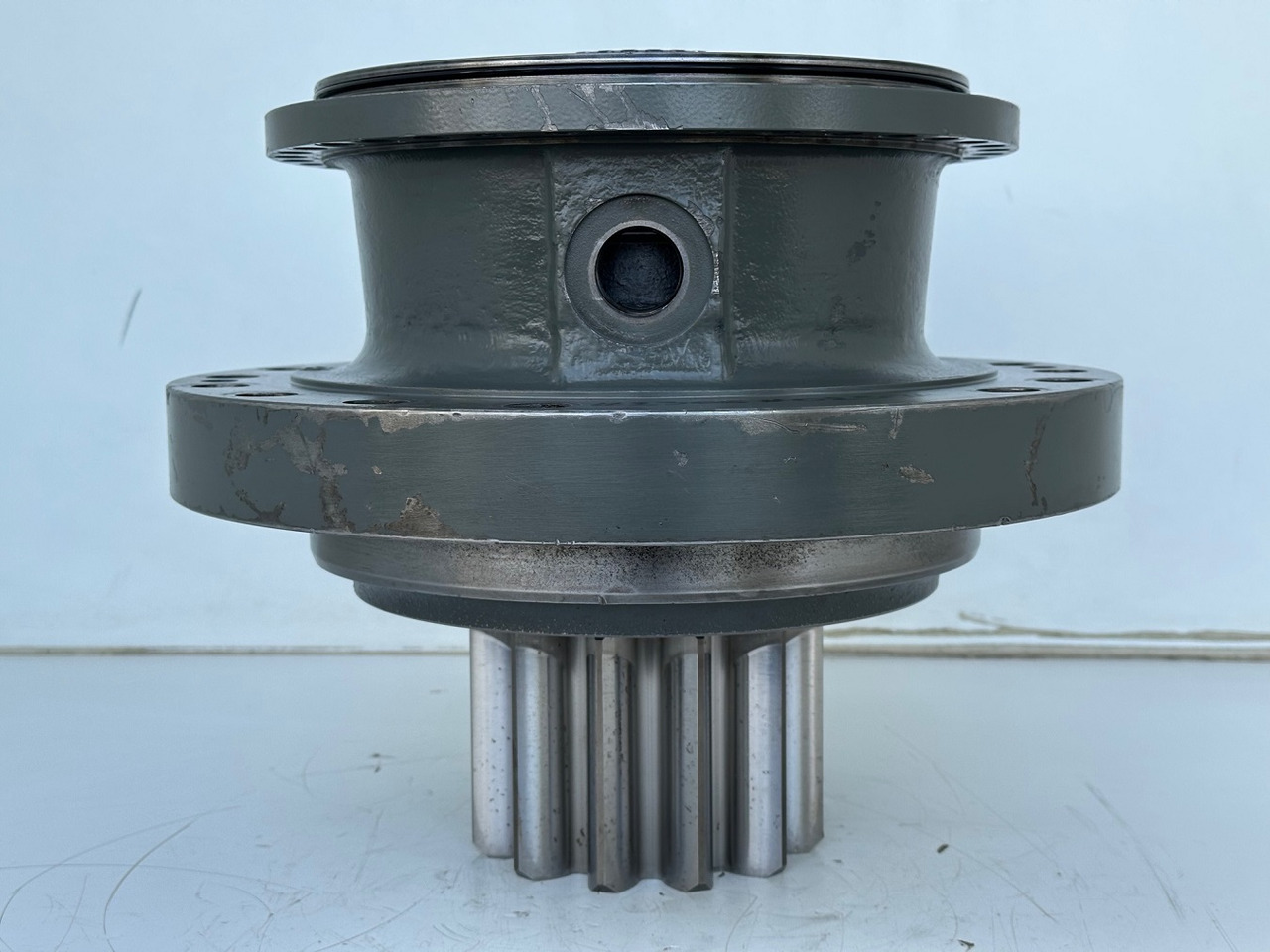 Liebherr Abtriebswellengehäuse ID-Nr.90013701 mit Abtriebswelle ID-Nr.90204999. SAT275/260 - SAT275/261 - SAT275/266 - SAT275/289. #2366#0250# - Gearbox dan bagiannya untuk Ekskavator: gambar 1 Liebherr Abtriebswellengehäuse ID-Nr.90013701 mit Abtriebswelle ID-Nr.90204999. SAT275/260 - SAT275/261 - SAT275/266 - SAT275/289. #2366#0250# - Gearbox dan bagiannya untuk Ekskavator: gambar 1