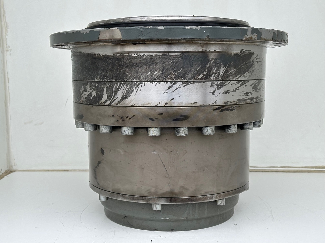 Liebherr Austausch Planeteneinschubgetriebe ID-Nr.90026324A. 195HC-LH6/12, LH250EC-B, LH270EC-B, LH285EB-B, LH340EC-B, LH380EC-B. #90026324A.159-0712# - Gearbox dan bagiannya untuk Peralatan lainnya: gambar 2 Liebherr Austausch Planeteneinschubgetriebe ID-Nr.90026324A. 195HC-LH6/12, LH250EC-B, LH270EC-B, LH285EB-B, LH340EC-B, LH380EC-B. #90026324A.159-0712# - Gearbox dan bagiannya untuk Peralatan lainnya: gambar 2