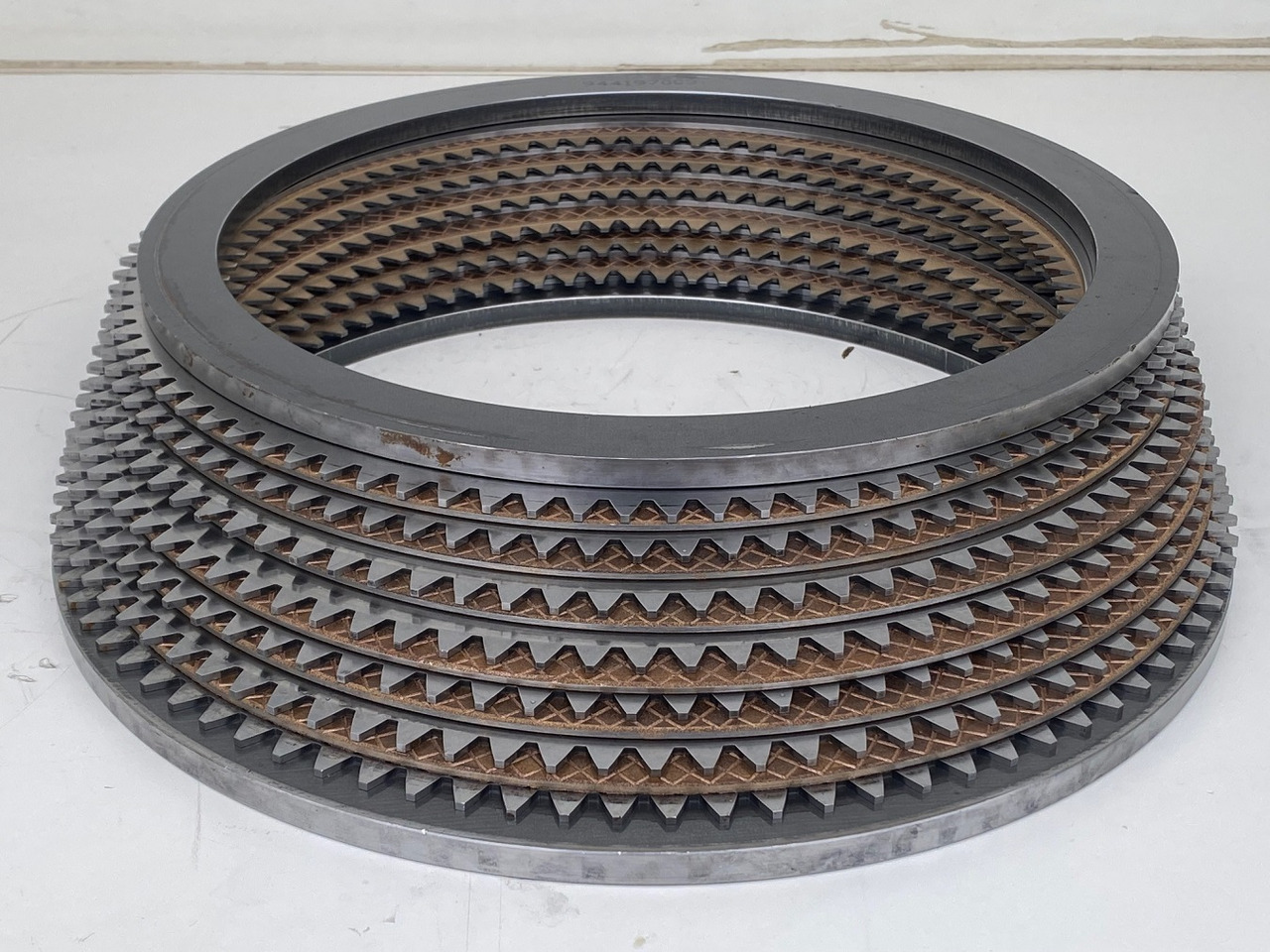 Liebherr Bremslamellensatz ID-Nr.944315203 - ID-Nr.9441970 - ID-Nr.9441971 - ID-Nr.9442508. #BREMLS02# - Gearbox untuk Ekskavator perayap: gambar 2 Liebherr Bremslamellensatz ID-Nr.944315203 - ID-Nr.9441970 - ID-Nr.9441971 - ID-Nr.9442508. #BREMLS02# - Gearbox untuk Ekskavator perayap: gambar 2