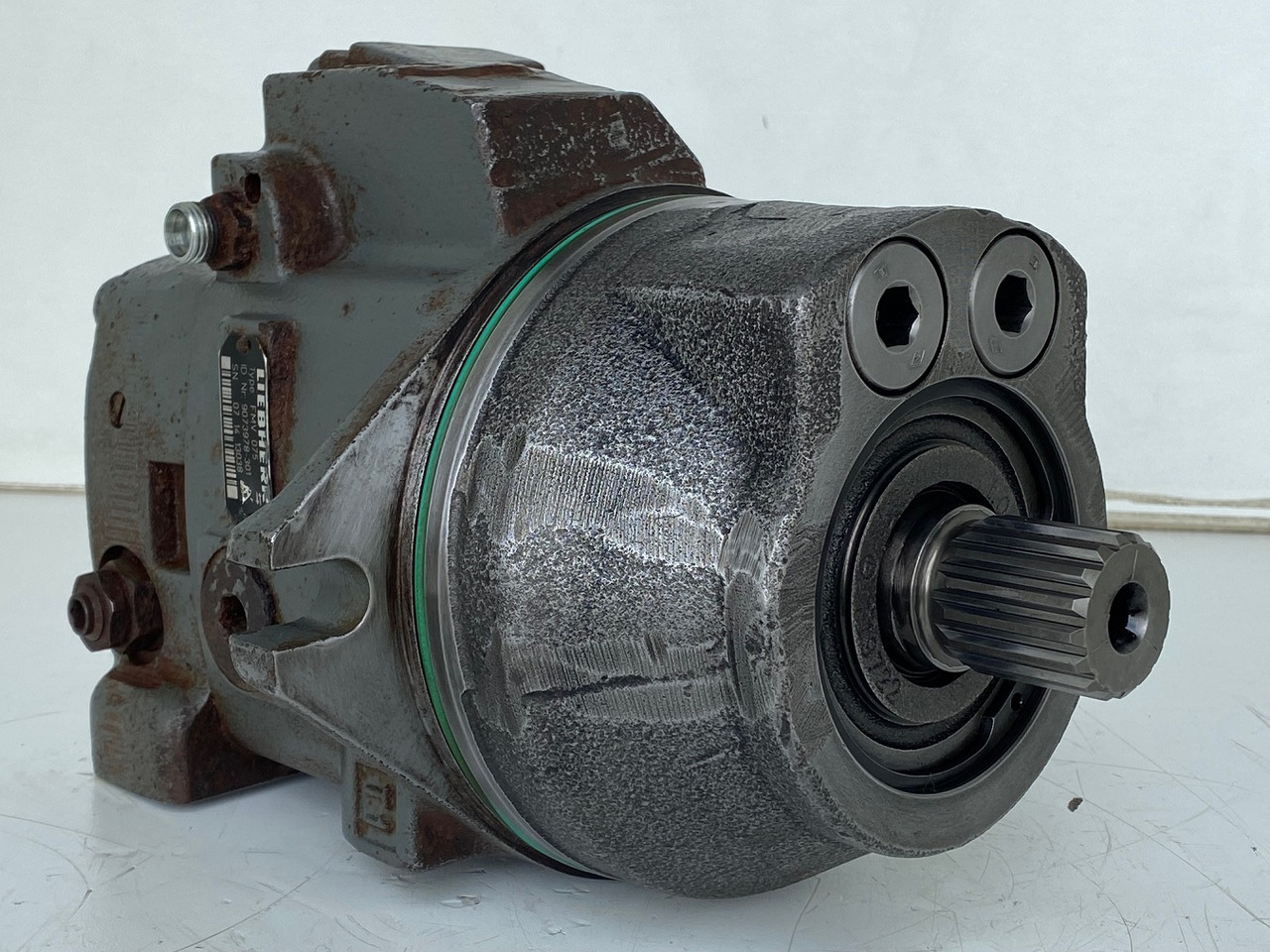 Liebherr Hydraulikeinbaumotor FMV075, ID-Nr.9073978. LOS914, LOS924, R902, R904, R912, R914, R922, R924, R924 COMP, R924 COMPA. #13038# - Motor hidrolik untuk Ekskavator perayap: gambar 2 Liebherr Hydraulikeinbaumotor FMV075, ID-Nr.9073978. LOS914, LOS924, R902, R904, R912, R914, R922, R924, R924 COMP, R924 COMPA. #13038# - Motor hidrolik untuk Ekskavator perayap: gambar 2