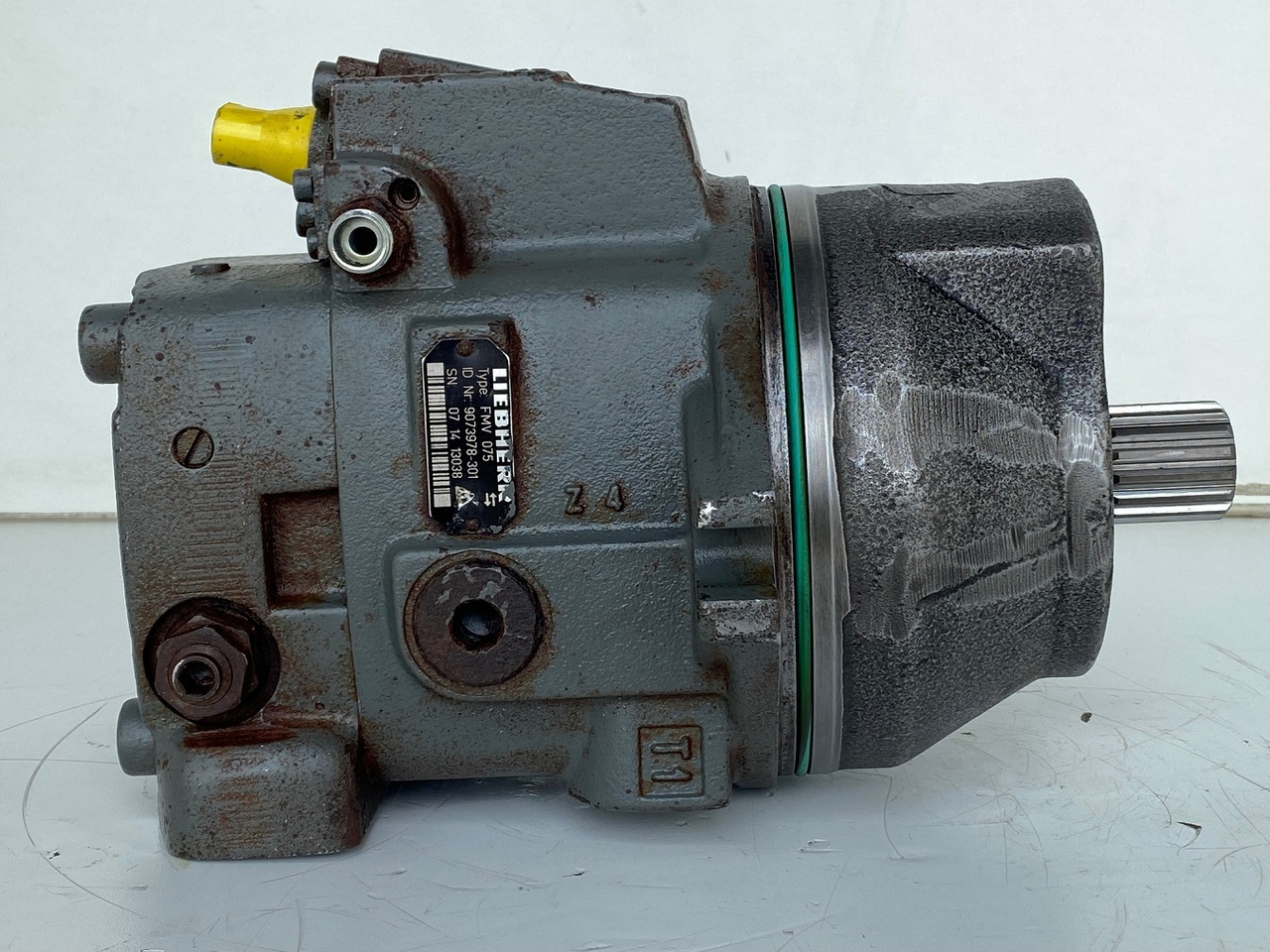 Liebherr Hydraulikeinbaumotor FMV075, ID-Nr.9073978. LOS914, LOS924, R902, R904, R912, R914, R922, R924, R924 COMP, R924 COMPA. #13038# - Motor hidrolik untuk Ekskavator perayap: gambar 3 Liebherr Hydraulikeinbaumotor FMV075, ID-Nr.9073978. LOS914, LOS924, R902, R904, R912, R914, R922, R924, R924 COMP, R924 COMPA. #13038# - Motor hidrolik untuk Ekskavator perayap: gambar 3