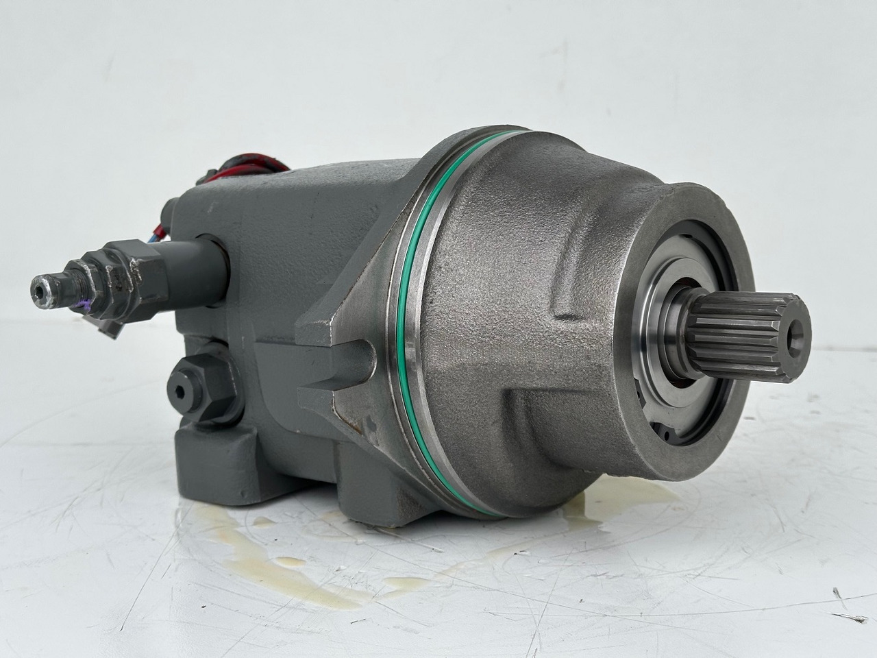 Liebherr Hydraulikeinbaumotor Typ:FMF058. ID-Nr.12483261. SAT275/266. R926 K-LC-1565, R926 K-LC-1827, R930 T-1980. #12483261.00573# - Motor hidrolik untuk Ekskavator perayap: gambar 4 Liebherr Hydraulikeinbaumotor Typ:FMF058. ID-Nr.12483261. SAT275/266. R926 K-LC-1565, R926 K-LC-1827, R930 T-1980. #12483261.00573# - Motor hidrolik untuk Ekskavator perayap: gambar 4