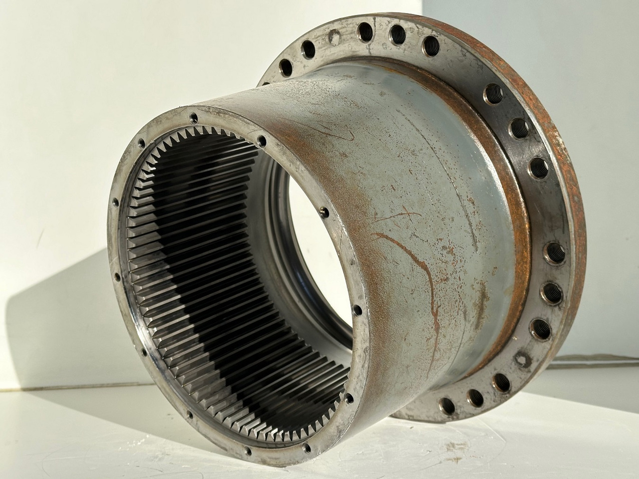 Liebherr Innenrad ID-Nr.90206742. FAT350P126 - FAT350P138. LOS1926 - R920 - R922 - R924 - R925 - R926 - R930 T.#90206742.18.12# - Final drive untuk Ekskavator perayap: gambar 5 Liebherr Innenrad ID-Nr.90206742. FAT350P126 - FAT350P138. LOS1926 - R920 - R922 - R924 - R925 - R926 - R930 T.#90206742.18.12# - Final drive untuk Ekskavator perayap: gambar 5