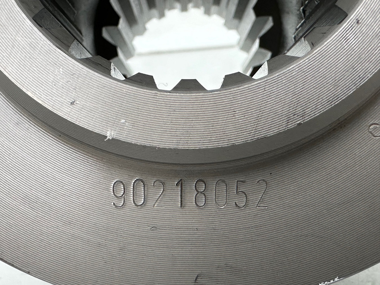 Gearbox untuk Peralatan konstruksi Liebherr Lamellenträger ID-Nr.90218052.  FAT500F522, FAT500F528, FAT500F529, FAT500F559.  PR73605, PR7363, PR7364.  #90218052.04#: gambar 14