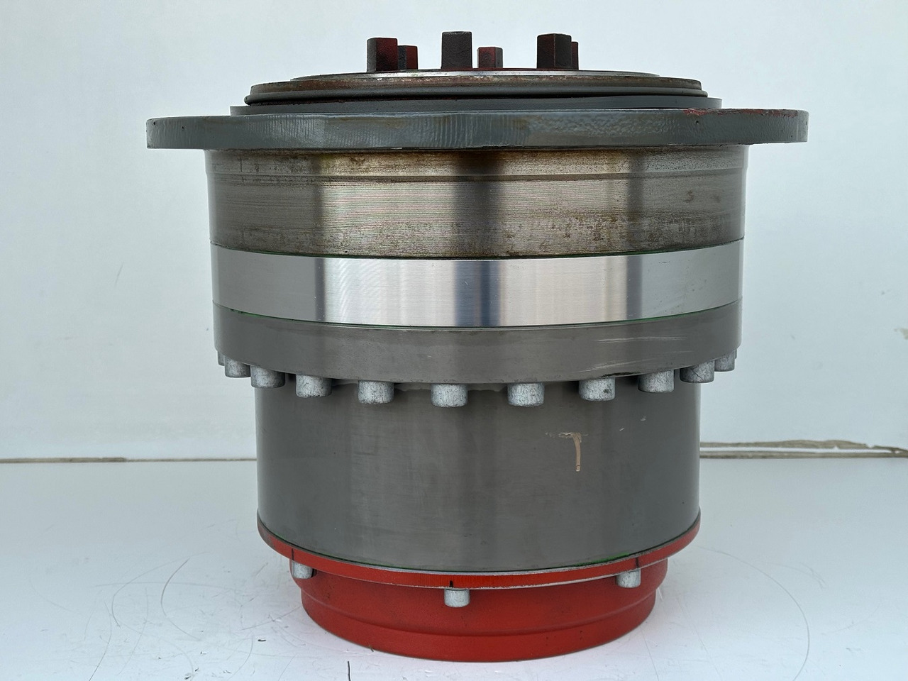 Liebherr Planeteneinschubgetriebe ID-Nr.90026324. 195HC-LH6/12, LH250EC-B, LH270EC-B, LH285EB-B, LH340EC-B, LH380EC-B. #90026324.159-0372# - Gearbox dan bagiannya untuk Peralatan lainnya: gambar 2 Liebherr Planeteneinschubgetriebe ID-Nr.90026324. 195HC-LH6/12, LH250EC-B, LH270EC-B, LH285EB-B, LH340EC-B, LH380EC-B. #90026324.159-0372# - Gearbox dan bagiannya untuk Peralatan lainnya: gambar 2