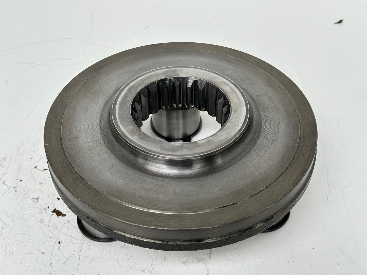 Liebherr Planetenträger ID-Nr.970559601. A900,A904,A913COMP,A914COMP,A914,A916COMP,A916,A918COMP,A918,A920,A922RAIL,A924RAIL,LH18,LH22,LH24,LH26,R900,R914 RAIL,R904,R914COMP,R918,R920,R922. #970559601 - Gearbox untuk Peralatan konstruksi: gambar 4 Liebherr Planetenträger ID-Nr.970559601. A900,A904,A913COMP,A914COMP,A914,A916COMP,A916,A918COMP,A918,A920,A922RAIL,A924RAIL,LH18,LH22,LH24,LH26,R900,R914 RAIL,R904,R914COMP,R918,R920,R922. #970559601 - Gearbox untuk Peralatan konstruksi: gambar 4