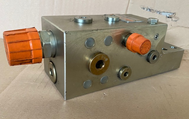 Liebherr Rohrbruchsicherung ID-Nr.5009808. - Katup hidrolik untuk Ekskavator perayap: gambar 4 Liebherr Rohrbruchsicherung ID-Nr.5009808. - Katup hidrolik untuk Ekskavator perayap: gambar 4