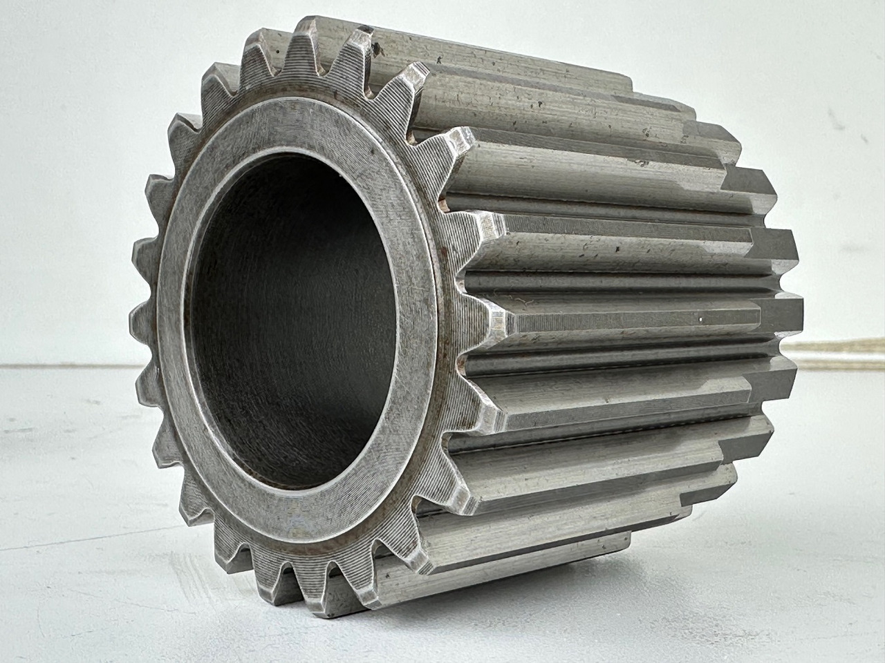 Liebherr Sonnenrad ID-Nr.9442837. FAT350 - FAT350P022 - FAT350P032 - FAT350P059 - FAT350P062 - FAT350P068 - FAT350P079. LH22, LOS103, ER912, LOS914, LOS924 COMP, R313, R317, R900, R902, R904, R912, - Final drive untuk Ekskavator: gambar 4 Liebherr Sonnenrad ID-Nr.9442837. FAT350 - FAT350P022 - FAT350P032 - FAT350P059 - FAT350P062 - FAT350P068 - FAT350P079. LH22, LOS103, ER912, LOS914, LOS924 COMP, R313, R317, R900, R902, R904, R912, - Final drive untuk Ekskavator: gambar 4