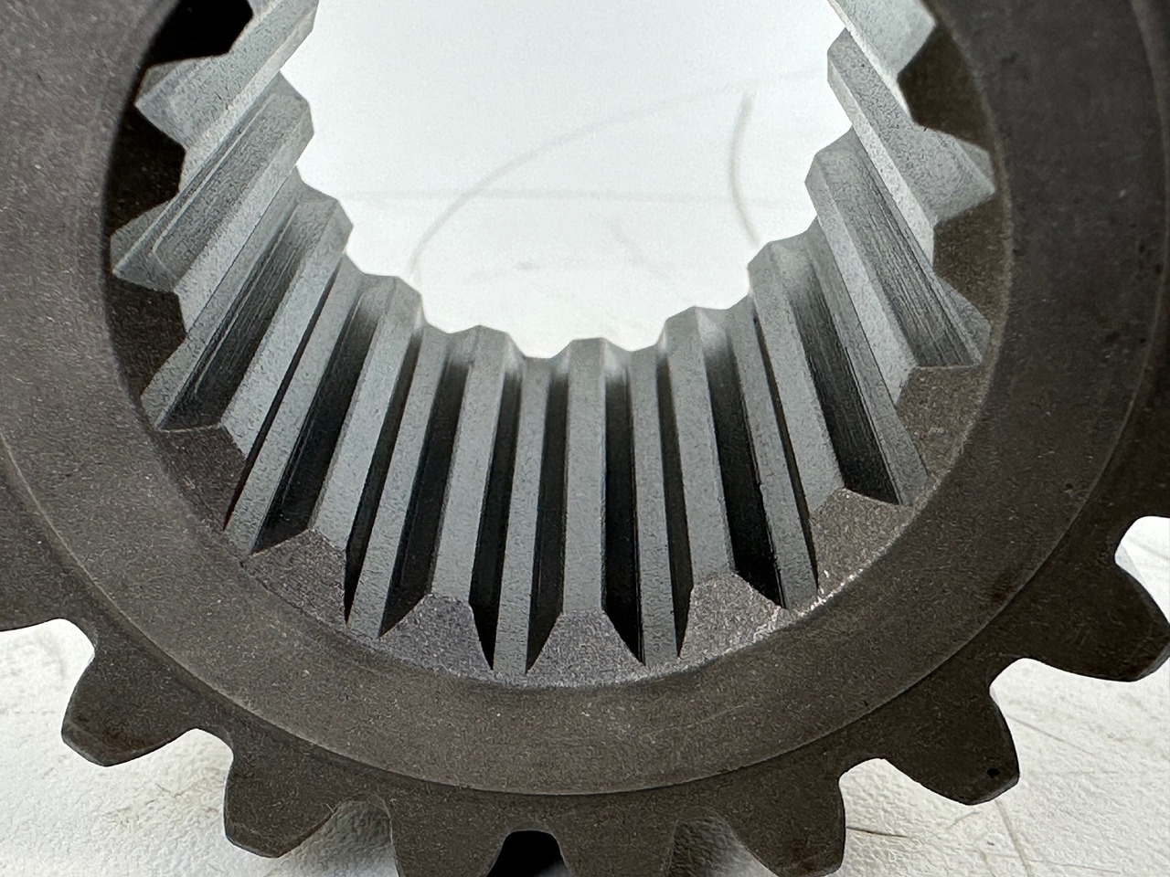 Motor ayun untuk Ekskavator Liebherr Sonnenrad ID-Nr.9443067 - ID-Nr.944306703. SAT275/222 - SAT275/232 - SAT275/255. A932, A934, E932, P932, P934, R932, R934B, R934 C, R944 C T, R944 C TUN. #944306703.01#: gambar 9 Motor ayun untuk Ekskavator Liebherr Sonnenrad ID-Nr.9443067 - ID-Nr.944306703. SAT275/222 - SAT275/232 - SAT275/255. A932, A934, E932, P932, P934, R932, R934B, R934 C, R944 C T, R944 C TUN. #944306703.01#: gambar 9