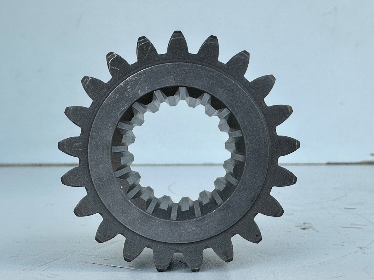 Motor ayun untuk Ekskavator Liebherr Sonnenrad ID-Nr.9443067 - ID-Nr.944306703. SAT275/222 - SAT275/232 - SAT275/255. A932, A934, E932, P932, P934, R932, R934B, R934 C, R944 C T, R944 C TUN. #944306703.01#: gambar 7 Motor ayun untuk Ekskavator Liebherr Sonnenrad ID-Nr.9443067 - ID-Nr.944306703. SAT275/222 - SAT275/232 - SAT275/255. A932, A934, E932, P932, P934, R932, R934B, R934 C, R944 C T, R944 C TUN. #944306703.01#: gambar 7