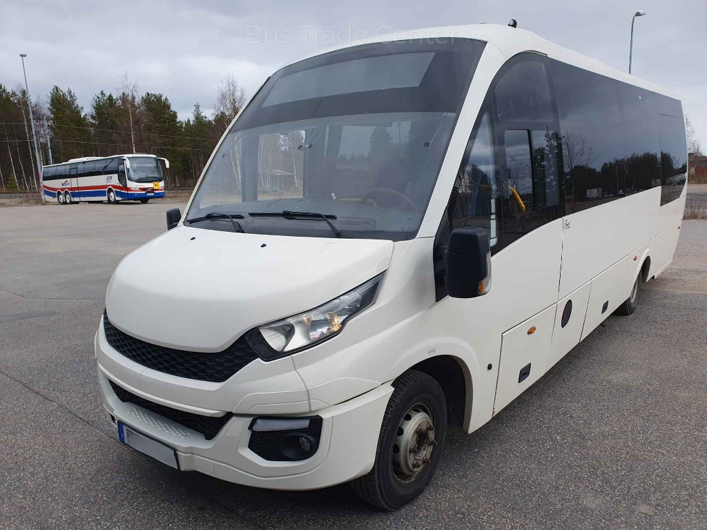 IVECO First Daily 70C17 - Bus mini, Van penumpang: gambar 4 IVECO First Daily 70C17 - Bus mini, Van penumpang: gambar 4