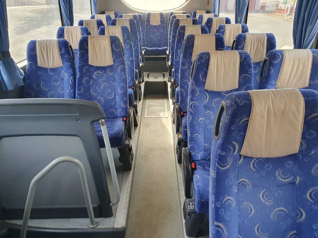 SCANIA OmniExpress 360 K400 IB - Bus pariwisata: gambar 5 SCANIA OmniExpress 360 K400 IB - Bus pariwisata: gambar 5