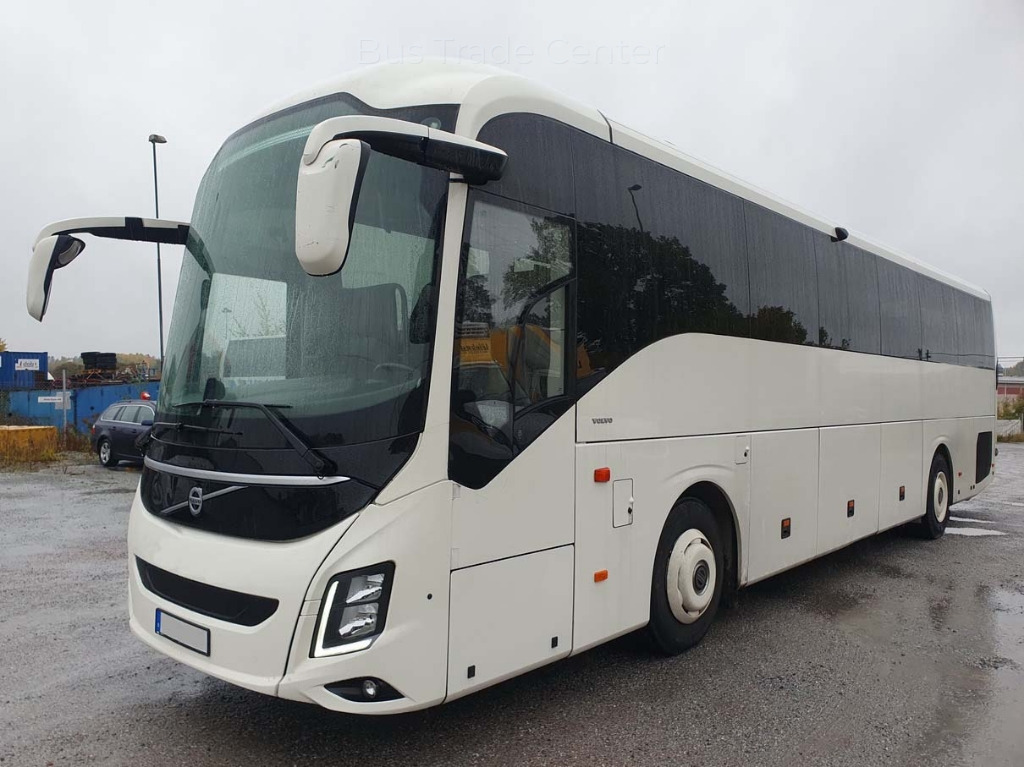 VOLVO 9700M Select B11R - Bus pariwisata: gambar 4 VOLVO 9700M Select B11R - Bus pariwisata: gambar 4