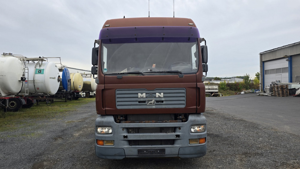 MAN TGA 18.430 4x2 (Nr. 6167) - Truk sasis: gambar 3 MAN TGA 18.430 4x2 (Nr. 6167) - Truk sasis: gambar 3