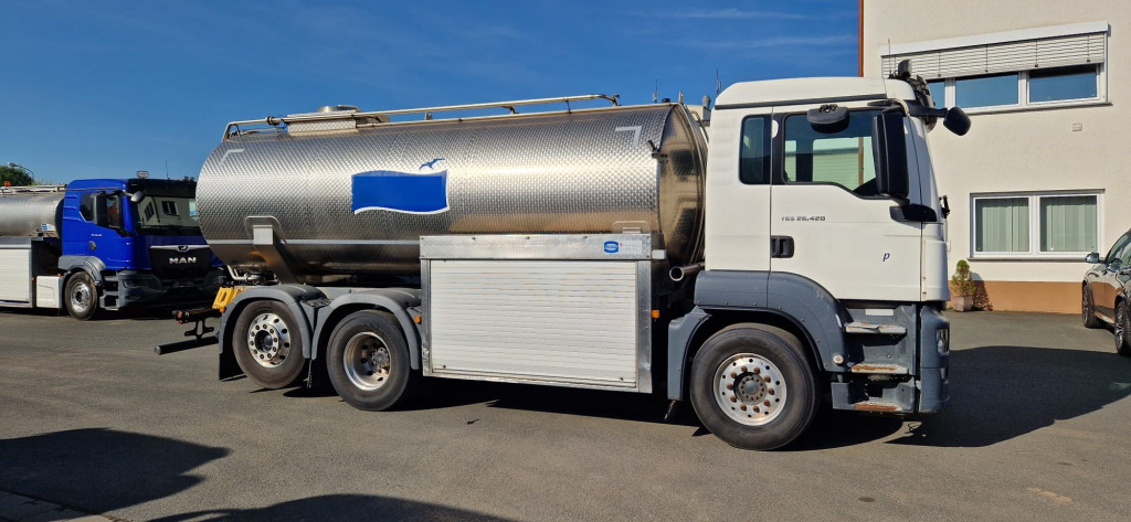 MAN TGS 26.420 6x2 (Nr. 6045) - Truk tangki: gambar 1 MAN TGS 26.420 6x2 (Nr. 6045) - Truk tangki: gambar 1