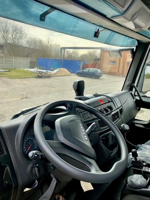 IVECO Eurocargo + hooklift KING HZ-10R - Kendaraan Kota/ Khusus: gambar 4 IVECO Eurocargo + hooklift KING HZ-10R - Kendaraan Kota/ Khusus: gambar 4