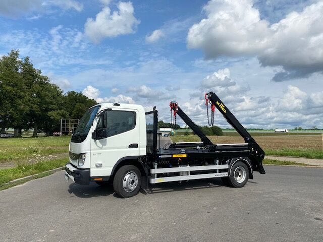Mitsubishi Fuso 9C18 bramowiec BR6 - Truk skip loader: gambar 1 Mitsubishi Fuso 9C18 bramowiec BR6 - Truk skip loader: gambar 1