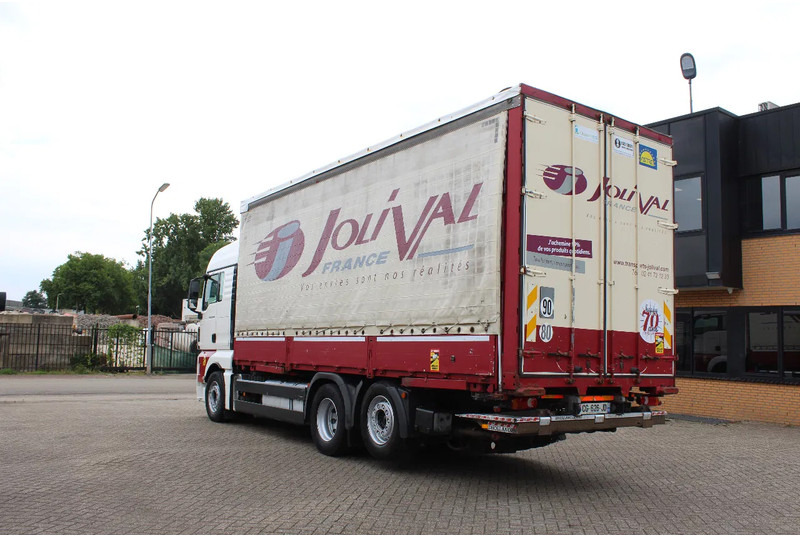 MAN TGX 26.440 * EURO5 * 6X2 * LIFT AXLE * - Truk dengan terpal samping: gambar 3 MAN TGX 26.440 * EURO5 * 6X2 * LIFT AXLE * - Truk dengan terpal samping: gambar 3