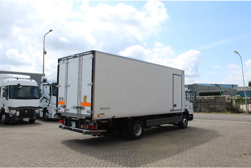 Mercedes-Benz 1622 * MANUAL * EURO5 EEV * 4X2 * CARRIER SUPRA 950 MT * - Truk berpendingin: gambar 3 Mercedes-Benz 1622 * MANUAL * EURO5 EEV * 4X2 * CARRIER SUPRA 950 MT * - Truk berpendingin: gambar 3