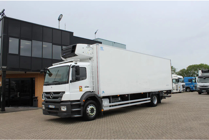Mercedes-Benz Axor 1829 * MANAUL * EURO5 * 4X2 * - Truk berpendingin: gambar 1 Mercedes-Benz Axor 1829 * MANAUL * EURO5 * 4X2 * - Truk berpendingin: gambar 1
